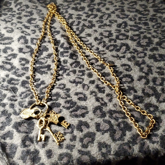 PD Key & Lock Necklace - Picture 3 of 5